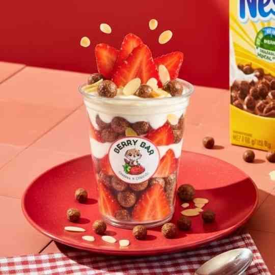 Almond-Quik — Berry Bar